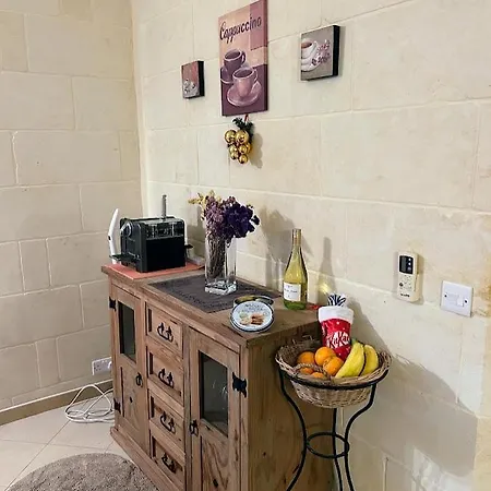 Gozo & Family Retreat * 加拉